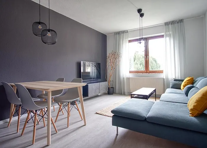 Homefy Family Apartment - 4 People - Free Parking - 2X Smarttvs